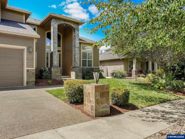 5489 Salal St SE, Salem, OR 97306