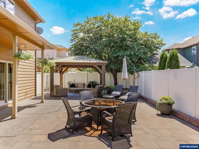 5489 Salal St SE, Salem, OR 97306