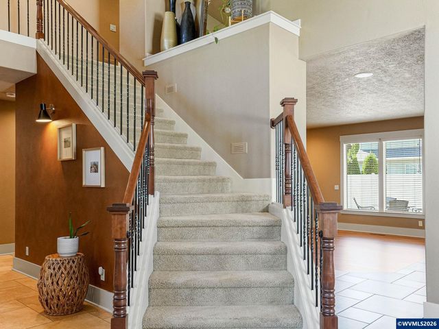 5489 Salal St SE, Salem, OR 97306