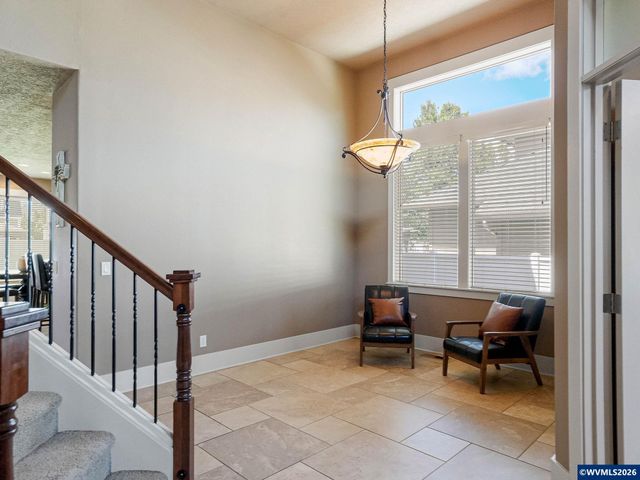 5489 Salal St SE, Salem, OR 97306