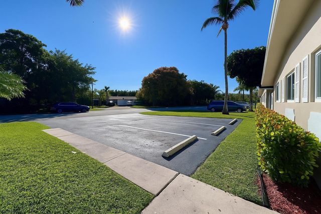 3041 NE 7th Avenue C, Pompano Beach, FL 33064