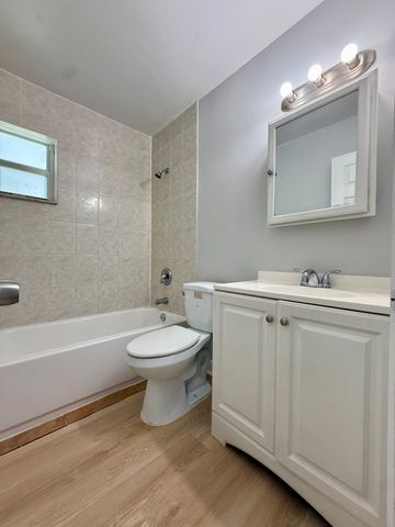 3041 NE 7th Avenue C, Pompano Beach, FL 33064