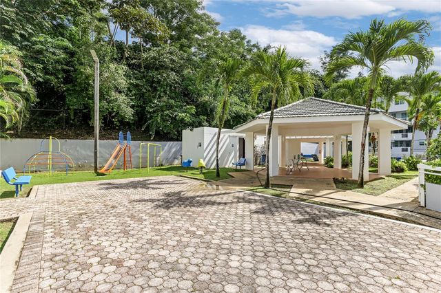 29 BASILIO CATALA 1307, Guaynabo, PR 00971