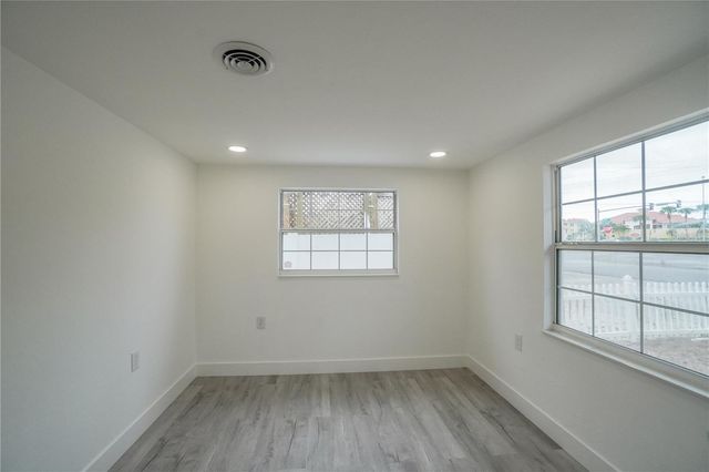 985 LIBERTY STREET, Englewood, FL 34223