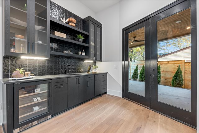 1309 Southside Cir, Nashville, TN 37212