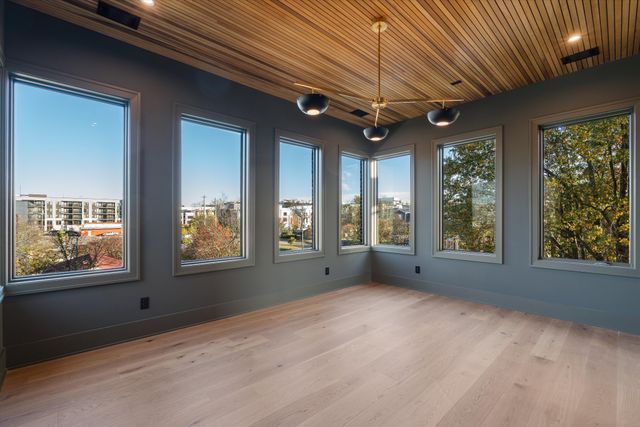 1309 Southside Cir, Nashville, TN 37212