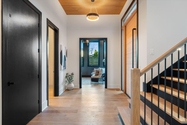 1309 Southside Cir, Nashville, TN 37212