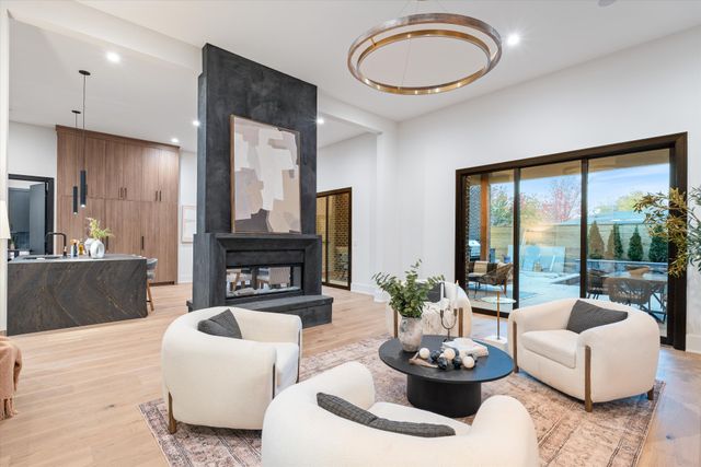 1309 Southside Cir, Nashville, TN 37212