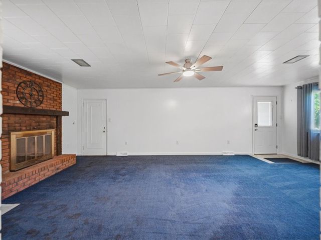 142 Center Grange Rd, Center Twp, PA 15001