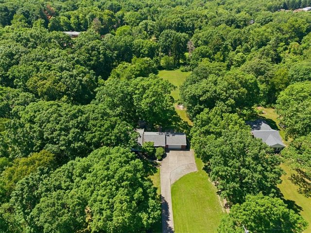 142 Center Grange Rd, Center Twp, PA 15001