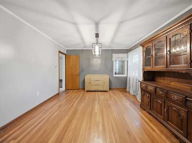 142 Center Grange Rd, Center Twp, PA 15001