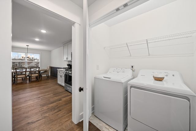 1601 Collins View Way, Clarksville, TN 37043
