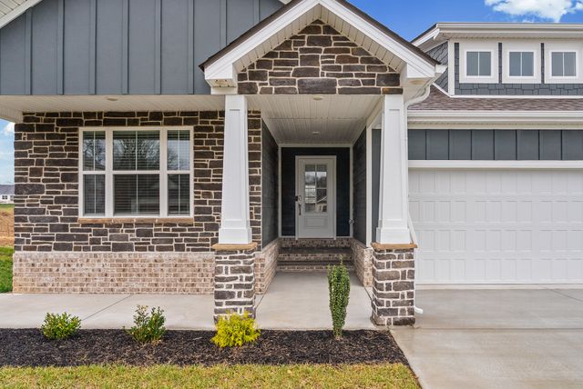 1601 Collins View Way, Clarksville, TN 37043