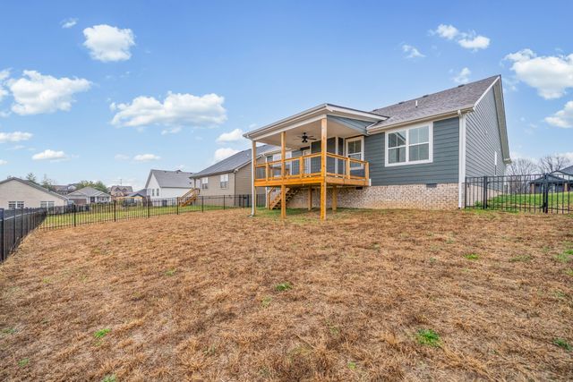 1601 Collins View Way, Clarksville, TN 37043