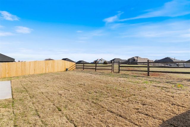 3761 Mesa Road, Norman, OK 73071