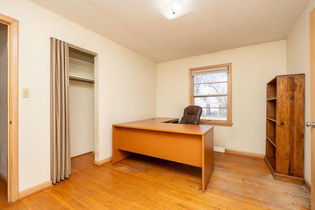 709 Shakopee Avenue E, Shakopee, MN 55379