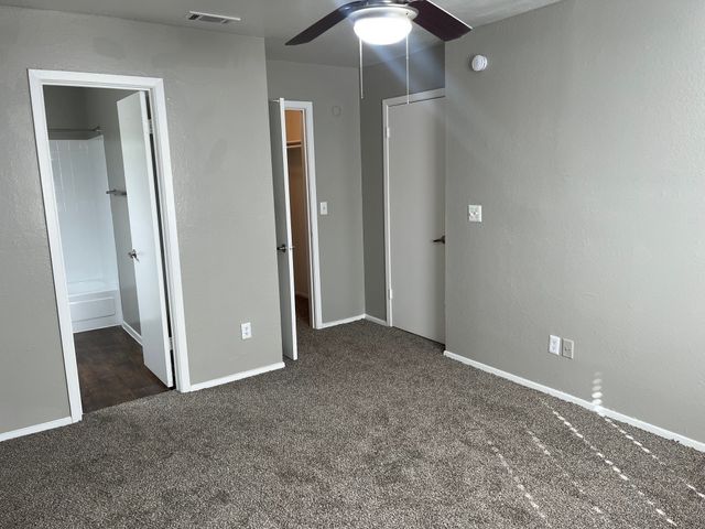 1122 Millview Drive 1103, Arlington, TX 76012