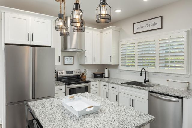 127 Bent Tree Road, Cohutta, GA 30710