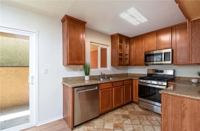 530 Calle Montecito, Oceanside, CA 92057