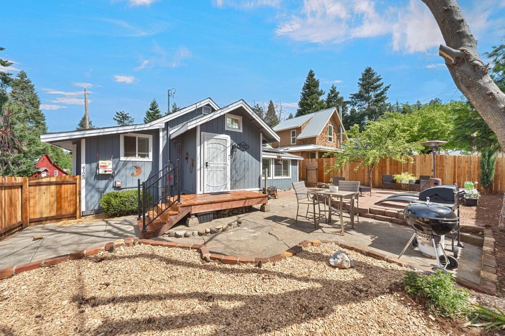 4123 2nd St, Camino, CA 95709