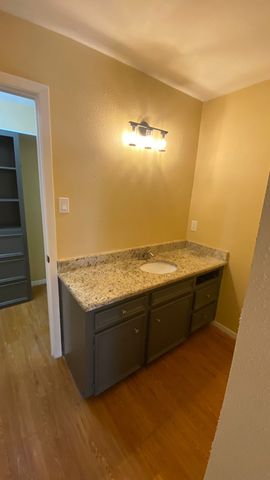 524 Towne House Lane, Richardson, TX 75081