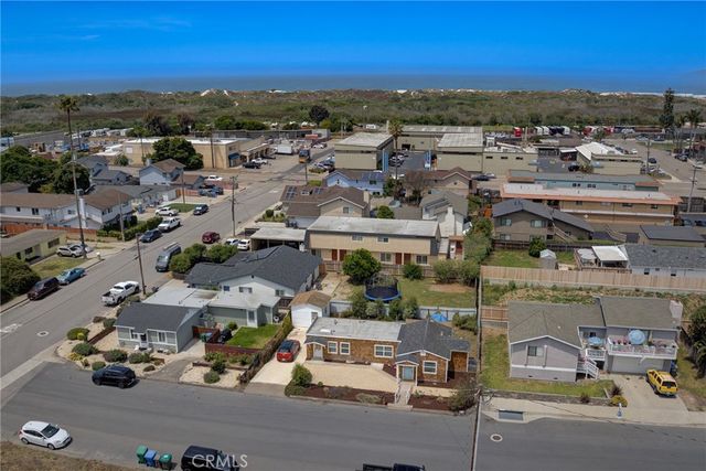 360 S 5th, Grover Beach, CA 93433