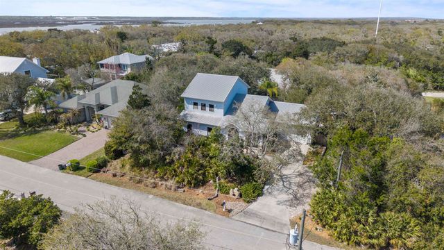 402 Eleventh St, St Augustine, FL 32084