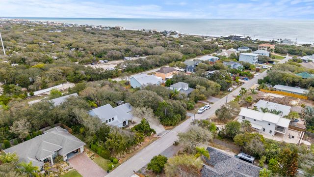 402 Eleventh St, St Augustine, FL 32084