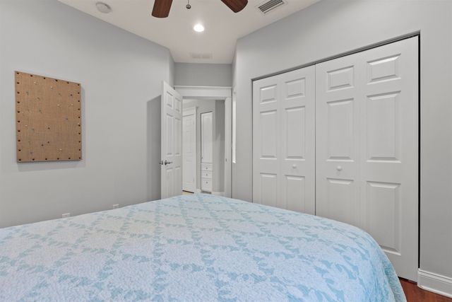 402 Eleventh St, St Augustine, FL 32084