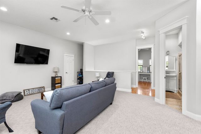 402 Eleventh St, St Augustine, FL 32084