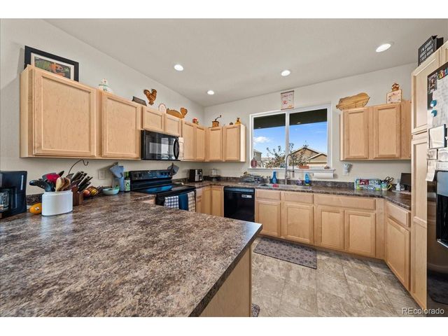 949 Ashbrook Dr, Windsor, CO 80550