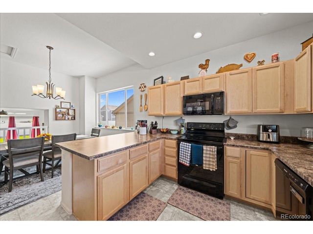 949 Ashbrook Dr, Windsor, CO 80550