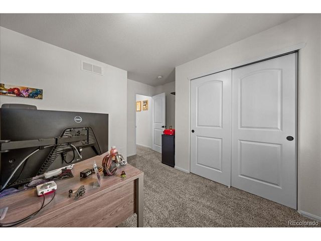 949 Ashbrook Dr, Windsor, CO 80550