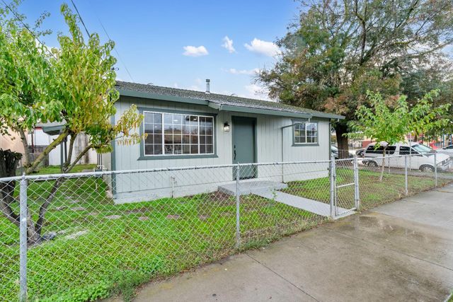 604 E Church St, Stockton, CA 95203