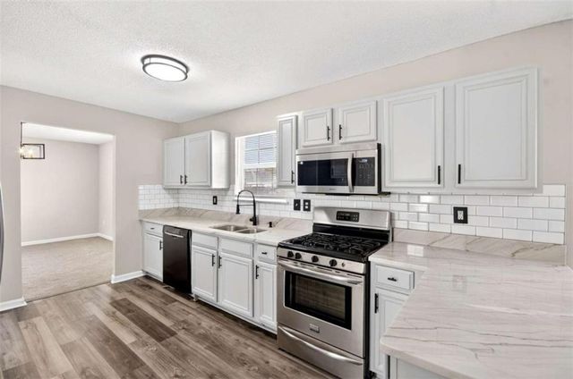 1727 Rice Square, Lithonia, GA 30058