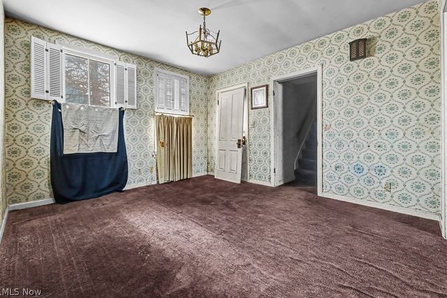 726 S Arch Avenue, Alliance, OH 44601