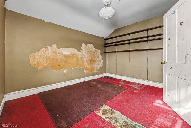 726 S Arch Avenue, Alliance, OH 44601