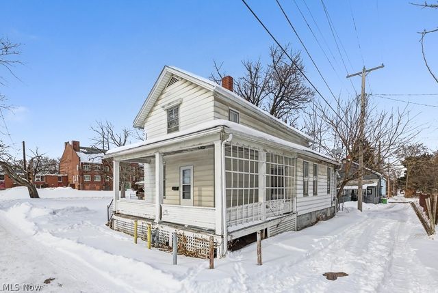 726 S Arch Avenue, Alliance, OH 44601