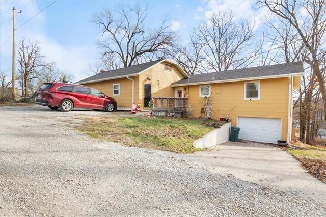 29460 Huse Street, Warsaw, MO 65355