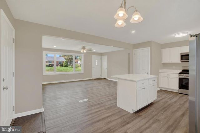 1839 ROXBORO RD, York, PA 17402