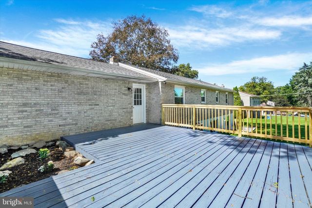 1839 ROXBORO RD, York, PA 17402