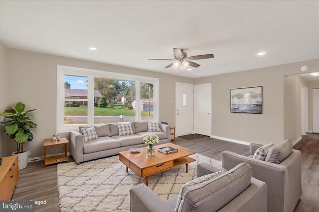 1839 ROXBORO RD, York, PA 17402