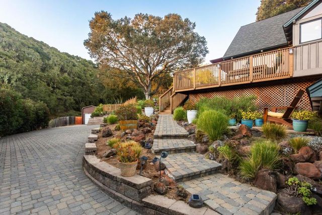 412 Corral De Tierra Road, Salinas, CA 93908