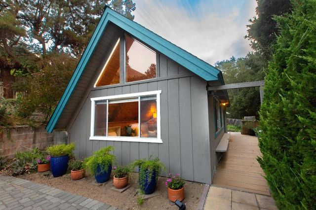 412 Corral De Tierra Road, Salinas, CA 93908