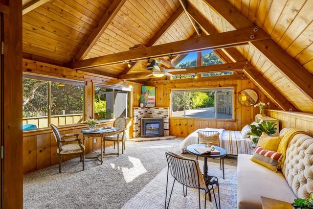 412 Corral De Tierra Road, Salinas, CA 93908