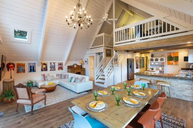 412 Corral De Tierra Road, Salinas, CA 93908