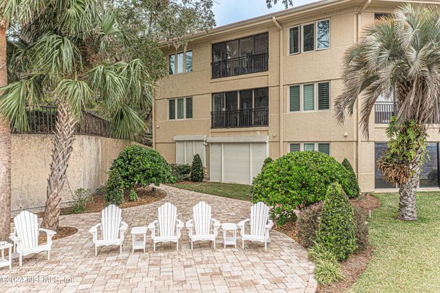 2099 WINTERBOURNE Drive W 308, Orange Park, FL 32073