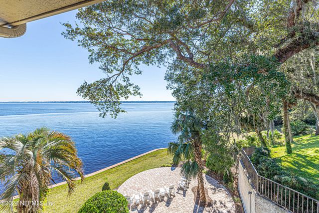 2099 WINTERBOURNE Drive W 308, Orange Park, FL 32073