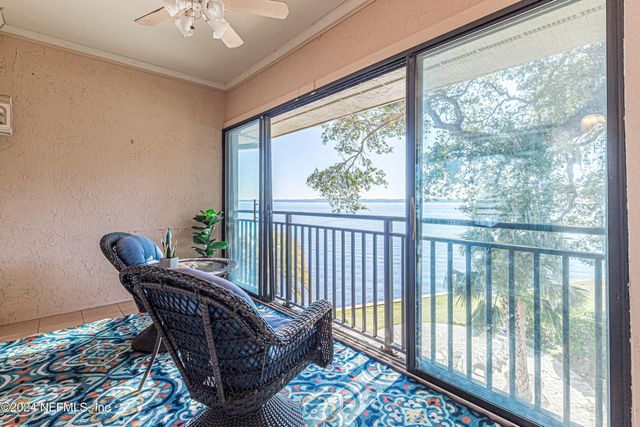 2099 WINTERBOURNE Drive W 308, Orange Park, FL 32073