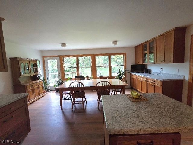 3221 Seifert Lewis Road, Hubbard, OH 44425